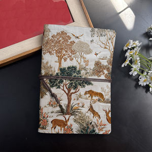 Magnifique cahier A6 fabriqué à la main Cadeau idéal pour les neveux dans le sport Parfait pour les statistiques de jeu et les journaux d'entraînement avec les tigres De - Product Image 2