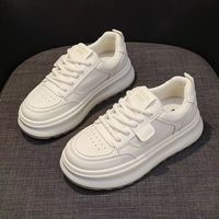Chaussures classiques de luxe au design simple, semelle souple, baskets décontractées colorées et compétitives