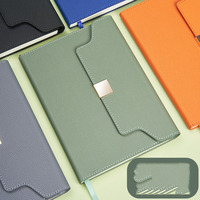 Coffret Cadeau d'Affaires de Luxe : Carnet A5 à Trois Volets, Clé USB 16 Go et Stylo – Fournitures de Bureau et Cadeau Professionnel pour les Fêtes