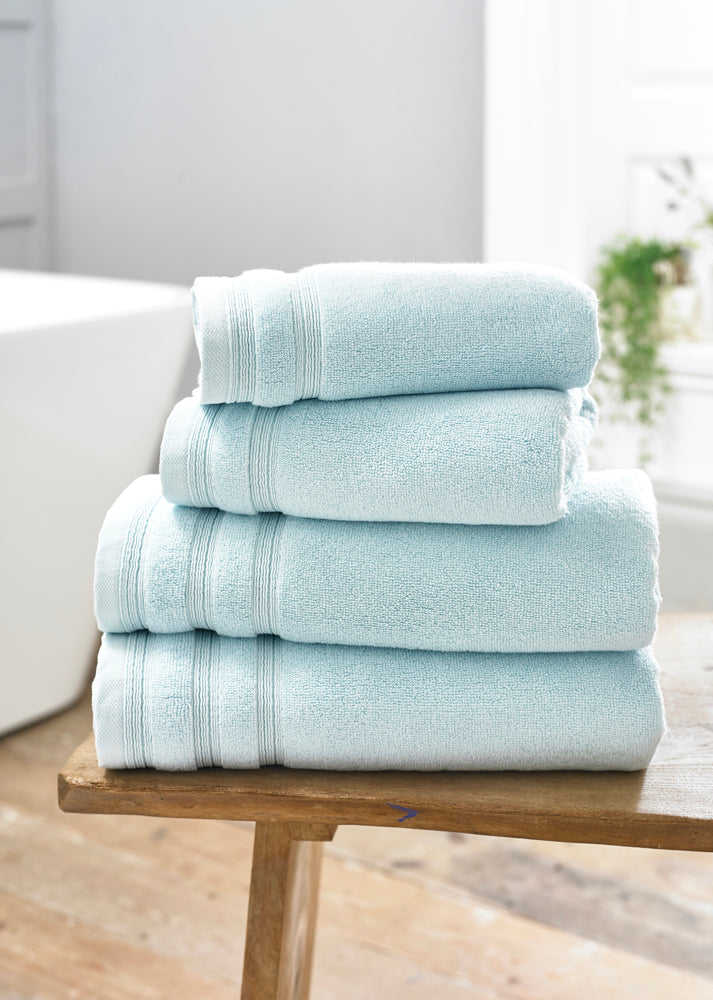 สีฟ้าอ่อน