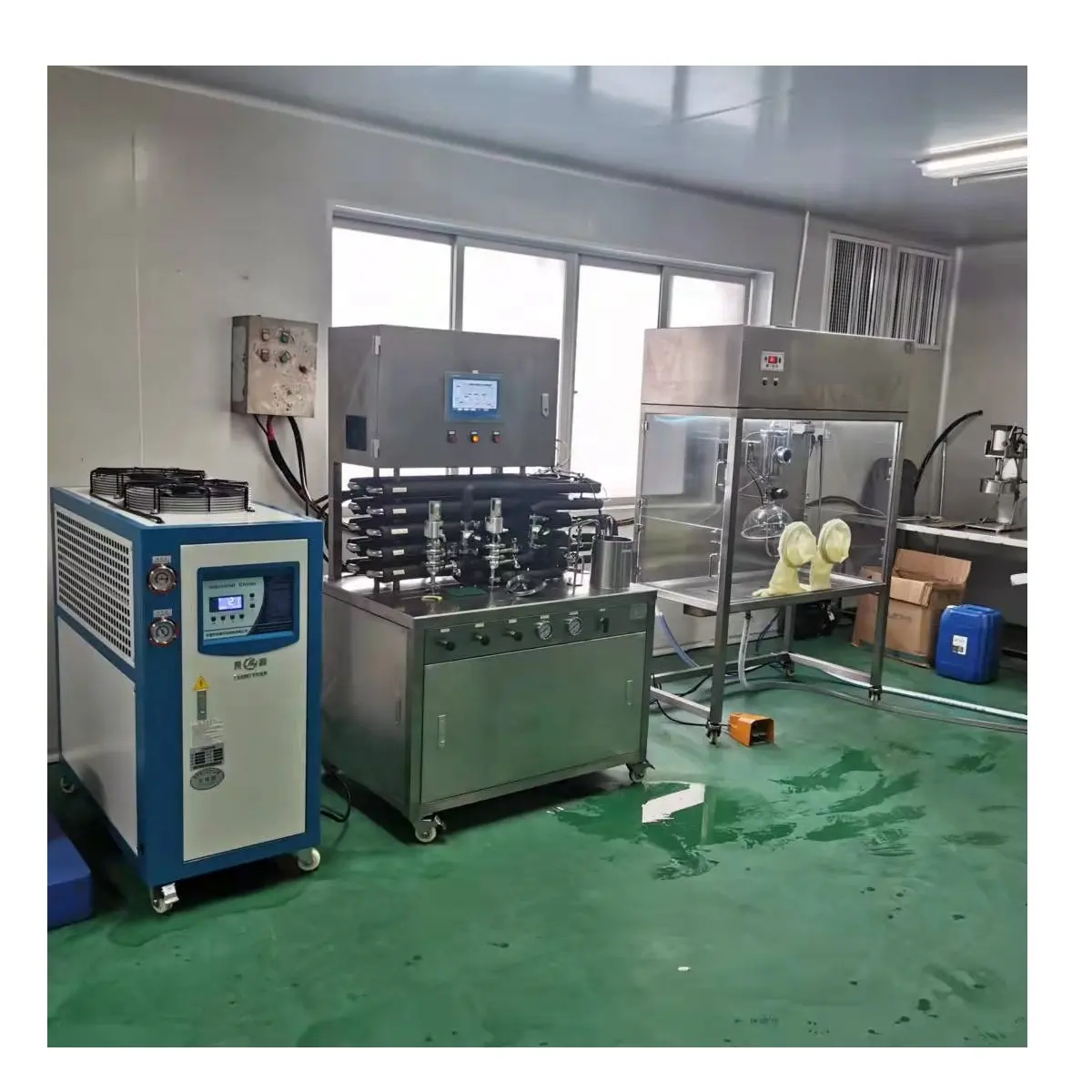 Équipement de laboratoire automatique jus de fruits lait pasteurisateur machines de remplissage mini ligne de production