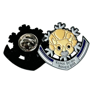 Spilla smaltata personalizzata MOQ 1 Pronta per la spedizione Orso viola <span class=keywords><strong>chitarrista</strong></span> per spilla serigrafata per zaino e abbigliamento - Product Image 6