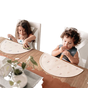 <span class=keywords><strong>Mantel</strong></span> de silicona <span class=keywords><strong>para</strong></span> bebé de tendencia coreana, <span class=keywords><strong>mantel</strong></span> de silicona impermeable y a prueba de aceite <span class=keywords><strong>para</strong></span> niños - Product Image 1