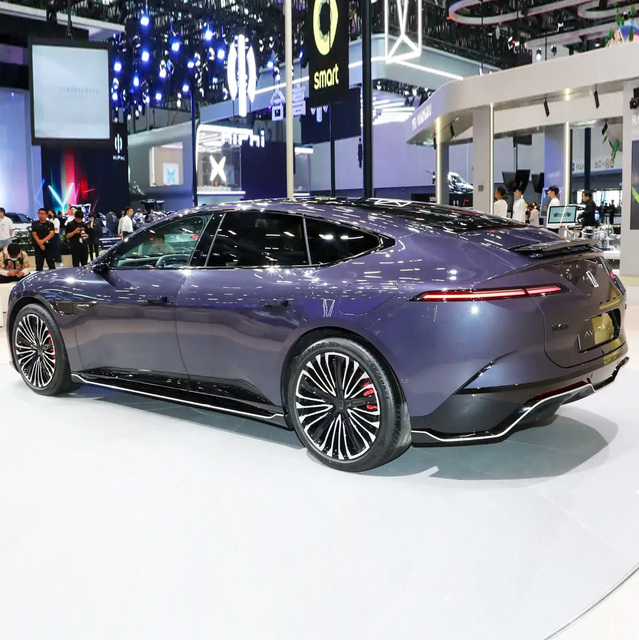 Cheap Price New Chinese Brand EV Cars Avatr 12 Electric Car for Sale