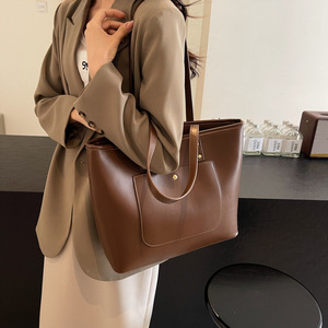 Sac fourre-tout grande capacité, style coréen, sac à bandoulière polyvalent, sac à main tendance et décontracté - Product Image 3