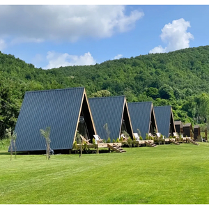 CE-gecertificeerde luxe modulaire prefab woningen met twee slaapkamers, licht stalen frame, moderne driehoekige villa's, 2-verdiepingen tellende mobiele huizen - Product Image 2