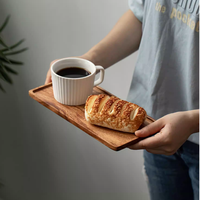 Plateau à thé rectangulaire en bois de noyer poli de style japonais moderne, idéal pour la maison, les cafés, et comme plateau jetable pour fruits et gâteaux lors de fêtes.