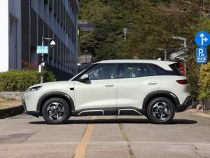 Nuevo BYD Yuan up 2025 Edición Conducción Inteligente 401km Edición Beyond Auto BYD Económico para Adultos - Product Image 6