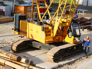 Grue sur chenilles de 1600 tonnes XGC1600, machine de levage, grue mobile extra-lourde pour l'assemblage de structures géantes et les travaux en carrière - Product Image 2
