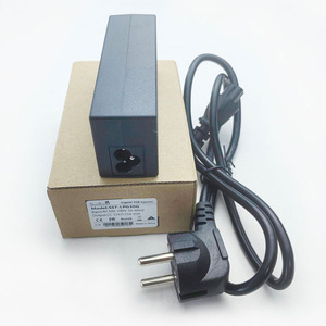 Iniettore PoE+ da Tavolo Gigabit 48V 802.3af/at 30W per Telecamere IP PoE - Product Image 1