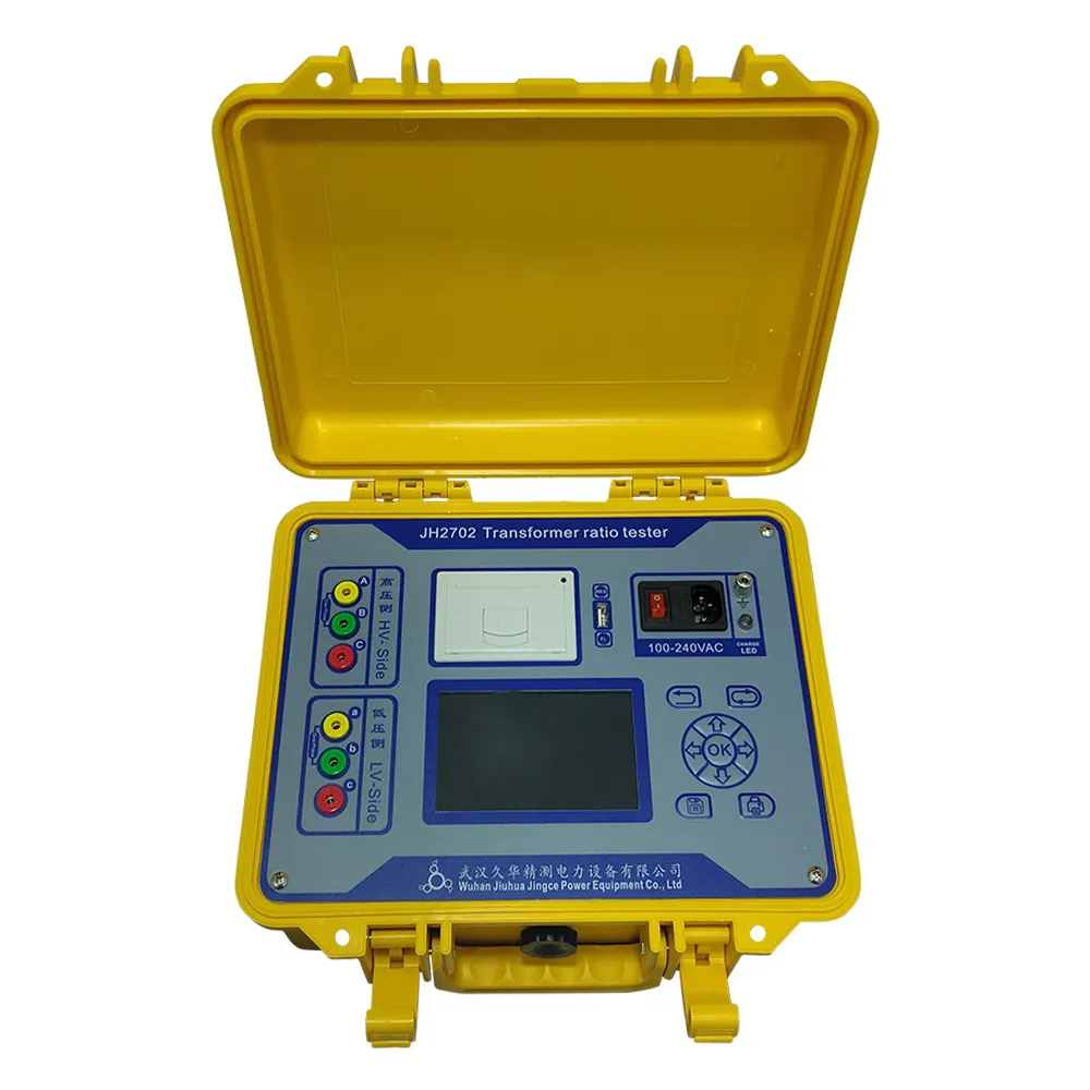 Engels/Spaans/Russische Taal Drie Fase Ttr Variabele Verhouding Groep Tester Transformator Draait Verhouding Testmeter Ingebouwde Batterij