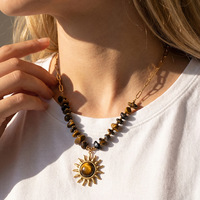 Collier Pendentif Œil de Tigre Naturel Queen Head avec Perles Tournesol Maillard pour Femme, Bijoux Tendance Nouveautés 2026 TGXL15090
