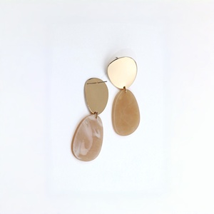 Nuovi Orecchini Pendenti Classici in Ferro e Acetato Placcati Oro, Orecchini Statement Trendy per Donna, Ideali per Feste - Collezione 2026 - Product Image 3