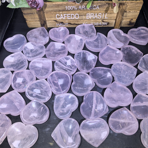 Vendita all'Ingrosso di Ciotole a Forma di Cuore in <span class=keywords><strong>Quarzo</strong></span> <span class=keywords><strong>Rosa</strong></span> Naturale, Oggetti in Cristallo per Decorazione Casa - Product Image 1