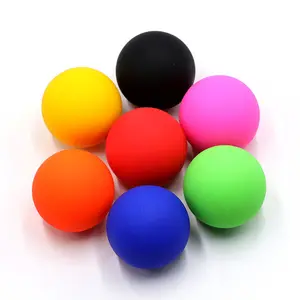 Bola de masaje multifuncional popular de silicona con logotipo personalizado para cuerpo y fitness, 2,5 pulgadas