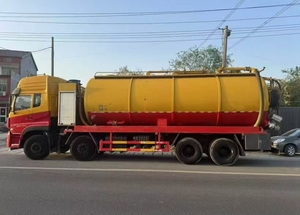 Camión de succión de alta eficiencia para el saneamiento ambiental urbano, bomba de vacío para succión - Product Image 4