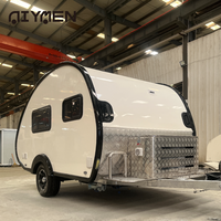 Mini-caravane de camping de luxe pour camping-car, avec châssis en acier galvanisé, carrosserie en fibre de verre, légère, forme goutte d'eau, pour le camping en tout-terrain, avec douche
