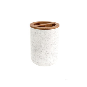 ที่ใส่แปรงสีฟันใยไผ่ทรงกลมพร้อมช่องแบ่งสำหรับใช้ในห้องน้ำ - Product Image 5