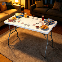 Table pliante blanche de 6 pieds pour événements, mariages et rassemblements, avec design à pliage central pour un rangement facile - Vente en gros