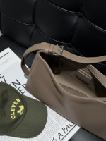 Sac Hobo Souple Courbé en Cuir Grain de Cerf, Sac à Main Fourre-tout à Bandoulière, Vente en Gros, Fournisseur, Approvisionnement en Vrac