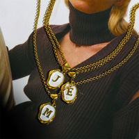 Collar 3D con Forma de Corazón de Acero Inoxidable, Estilo Veraniego, con 26 Letras, Gota de Aceite, Chapado en Oro de 18K, Retención de Color, Unisex