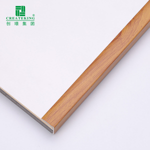 Profilé <span class=keywords><strong>de</strong></span> nez <span class=keywords><strong>de</strong></span> marche en vinyle, protection <span class=keywords><strong>de</strong></span> bord <span class=keywords><strong>de</strong></span> marche en PVC pour revêtement <span class=keywords><strong>de</strong></span> sol stratifié SPC - Product Image 3