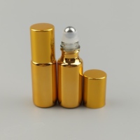 Flacon roll-on rechargeable en verre UV de 5 ml avec bouchon à vis pour crème de soin et huile essentielle