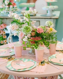 Chaise pour enfants en rotin naturel moderne faite à la main, design sécurisé, utilisation en extérieur, construction durable pour les fêtes d'anniversaire, accessoires de photographie - Product Image 4