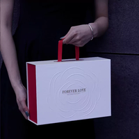 Scatola regalo di lusso portatile di san valentino confezione in cartone Premium con Logo personalizzato scatola di cartone pieghevole a conchiglia di fascia alta