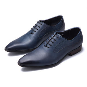 Chaussures Oxford faites à la main pour hommes en cuir véritable fermeture à enfiler bout pointu imperméable pour l'automne utilisation au bureau d'affaires - Product Image 4