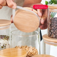 Pots de stockage d'épices en verre à haute teneur en borosilicate transparent avec couvercle en bambou Conteneurs de pots sucrés en verre Bambus pour cadeaux