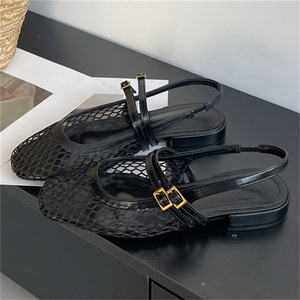 Sandales en maille faites à la main sur mesure 2025 pour femmes, style européen et américain, nouvelles chaussures plates ajourées pour femmes - Product Image 4