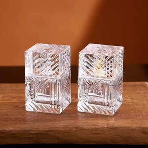 Botella de Perfume de Lujo de 100 ml, Diseño Cuadrado con Textura Transparente y Rayas, con Pulverizador y Sello - Product Image 4