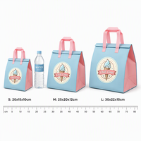 Pochette isotherme non tissée bleu poudré personnalisée en gros avec fermeture à rabat et sangle rose pour crème glacée