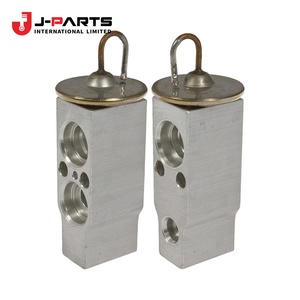 วาล์ว, ชุดขยายตัวเครื่องปรับอากาศสำหรับโตโยต้า HIACE LH103 1993-1998 88515-20100 88515-22240 - Product Image 1