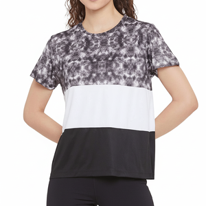 Nouveaux T-shirts à prix réduit pour femmes et personnalisation de la meilleure qualité pour femme T-shirt surdimensionné et confortable - Product Image 1