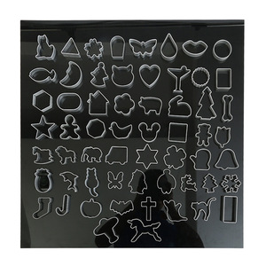 <span class=keywords><strong>Emporte</strong></span>-<span class=keywords><strong>pièce</strong></span> en acier inoxydable coloré en forme d'homme en pain d'épices pour pâte à pâtisserie – Outil de cuisson essentiel pour des desserts délicieux - Product Image 1