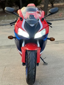 <span class=keywords><strong>CMOTO</strong></span> CBR1000RR Sportmotorräder mit V4 1000ccm Benzinmotor Brembo-Bremse Höchstgeschwindigkeit >80km/h - Product Image 5