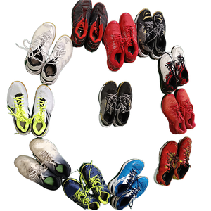 Chaussures de badminton d'occasion de marques internationales pour hommes, baskets de seconde main en gros - Product Image 1