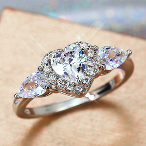 Bague de fiançailles en zircon pour couple, pour homme et femme, bijoux élégants et tendance pour les doigts - Product Image 1