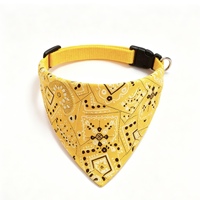 Fournitures pour animaux de compagnie : Foulard triangulaire mignon toutes saisons pour chiens et chats, réglable, en polyester imprimé, type bavoir, accessoires de Noël