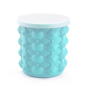 Cubo de hielo de silicona grande <span class=keywords><strong>con</strong></span> <span class=keywords><strong>tapa</strong></span>-Molde para hacer <span class=keywords><strong>cubitos</strong></span> de hielo de grado alimenticio, cómodo suave y OEM al por mayor - Product Image 2
