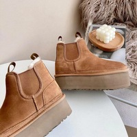 Sepatu Bot Chelsea Platform Kulit Sapi Wanita Logo Kustom Grosir Sepatu Bot Salju Kulit Domba Hangat Musim Dingin Sepatu Bot Pergelangan Kaki Alas Tebal