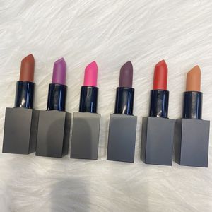 Rossetto Personalizzato Private Label OEM, Rossetto Solido Cosmetico con il Tuo Logo, Finitura <span class=keywords><strong>Matte</strong></span> - Product Image 5