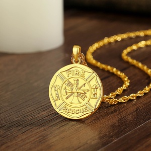 Medaglia Eroica da Vigile del Fuoco, Ciondolo con Collana in Oro 18K Placcato e Smalto Nero, <span class=keywords><strong>San</strong></span> Floriano Patrono Cattolico, per Uomo - Product Image 4