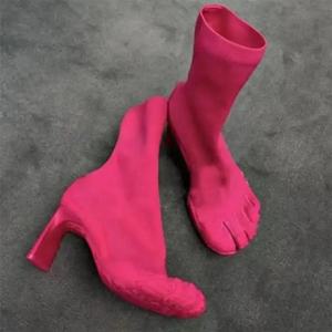 Stivaletti con calzino elasticizzato a cinque dita separate da <span class=keywords><strong>donna</strong></span> stile strano tacchi quadrati con punta divisa che lavorano a maglia stivaletti corti scarpe alla moda - Product Image 3