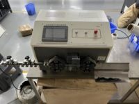 TWX-908 Multifunktionale Touchscreen Automatische Hochpräzisions-Abisolier- und Schneidemaschine für 2-8 Adern mit 0,01mm Genauigkeit