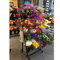 Présentoir personnalisé multicouche Étagère de fleuriste moderne en métal avec seau Présentoir de fleurs pour magasin de couleurs personnalisées