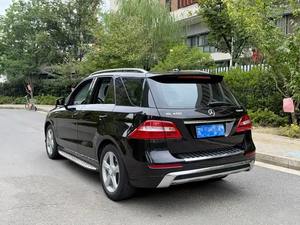 2015 Mercedes-Benz Clase M ML 400 4MATIC Dynamic Edition coche de segunda mano con volante a la izquierda para exportación - Product Image 4