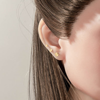 Piercing Circular de Titanio G23/F136 con Forma de Sol para Labio y Cartílago de Oreja